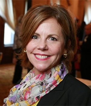 Headshot of Laura Glawe. 
